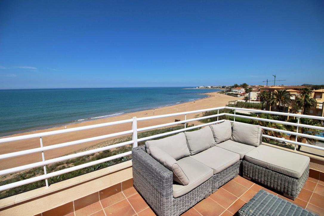 Atico Frontal Al Mar Con Piscina Privada By Homeprive Dénia Exterior foto